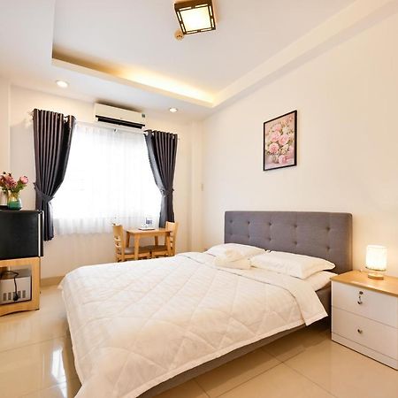 Huyen Homestay Ho Şi Min Exterior foto